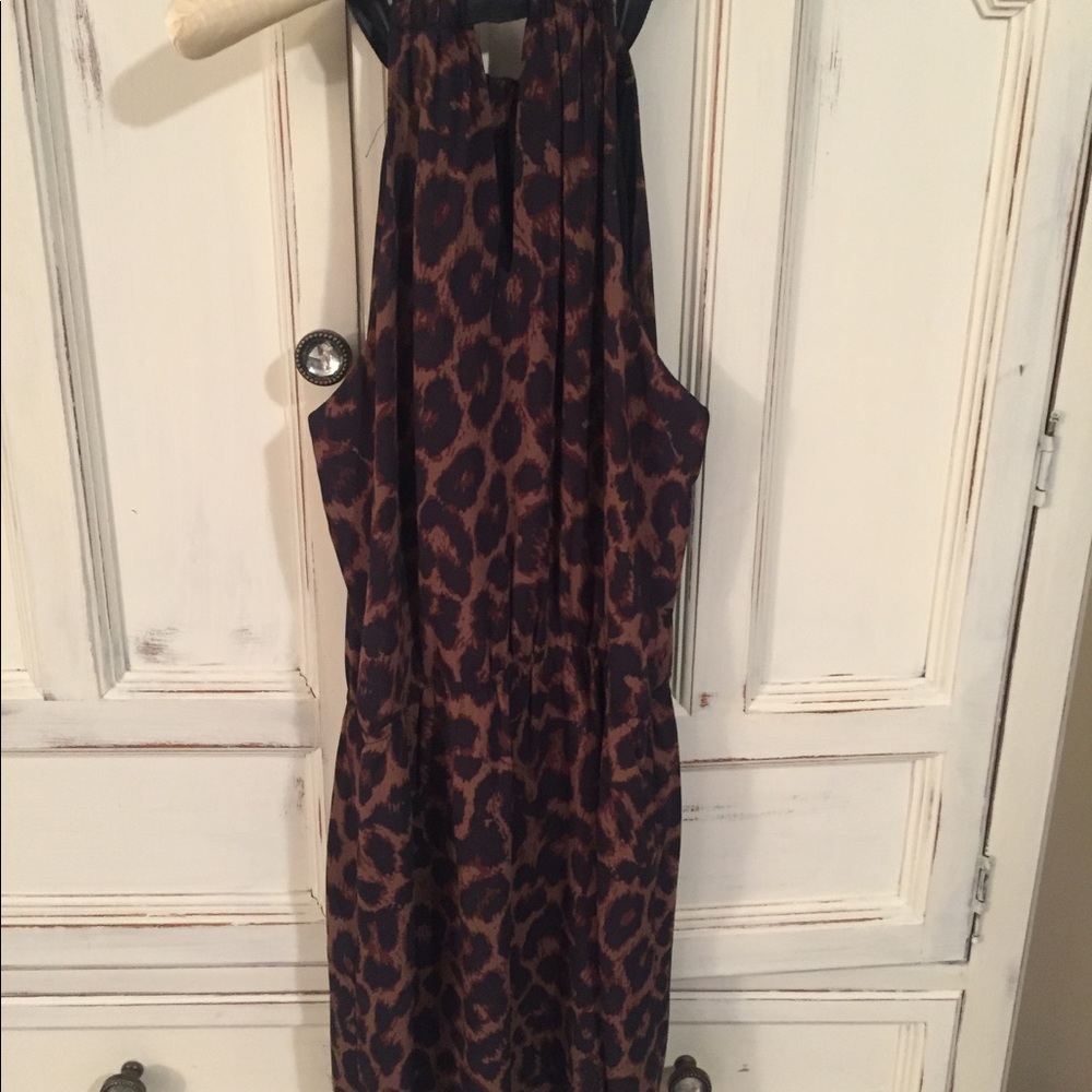 Dress - Picture 4 of 4